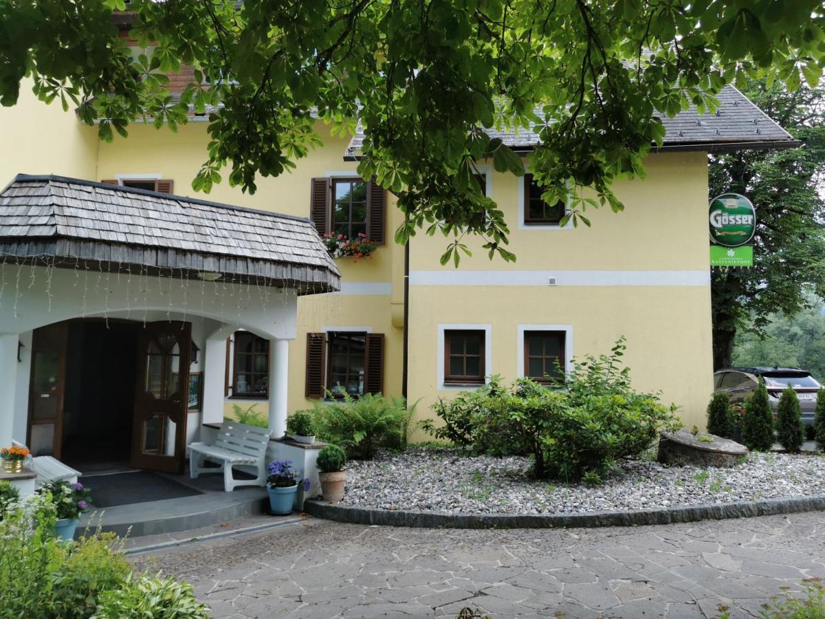 Landhotel Kastanienhof Gundersheim Exterior foto